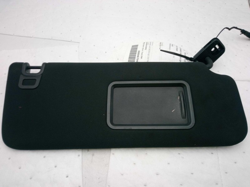 Used Right Sun Visor fits: 2015 Land rover Range rover sport illuminated Right G