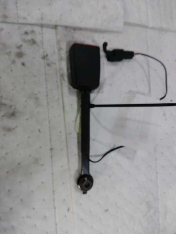 2020 Ford EcoSport Blue OEM Driver/Passenger Seat Belt Buckle - Used