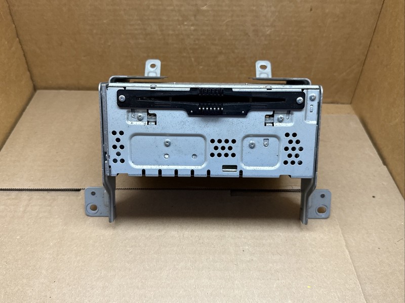 2013-2015 Ford Taurus Radio Stereo Receiver Disc Reader DG1T-19C107-HB