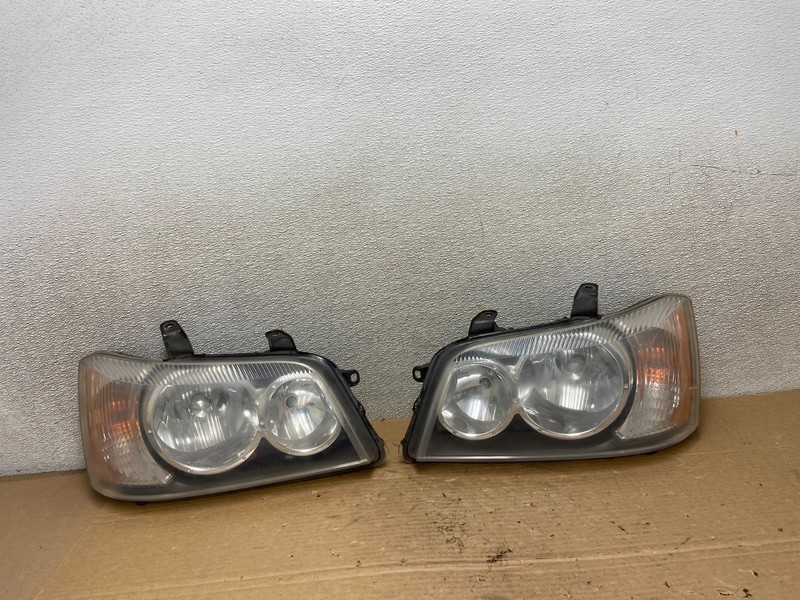 2001 2002 2003 Toyota Highlander Headlights Left+Right Side Oem AB4617 DW
