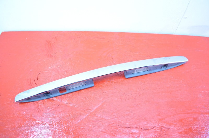 06-11 MERCEDES W164 ML350 REAR LIFTGATE LICENSE PLATE MOLDING TRIM OEM