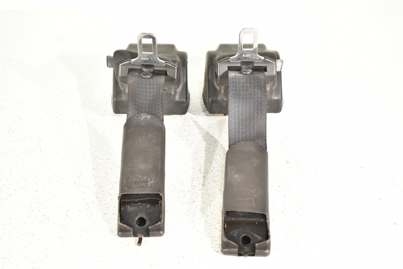 04-09 Cadillac XLR Seatbelt Retractors Retractor Set Oem AA6800