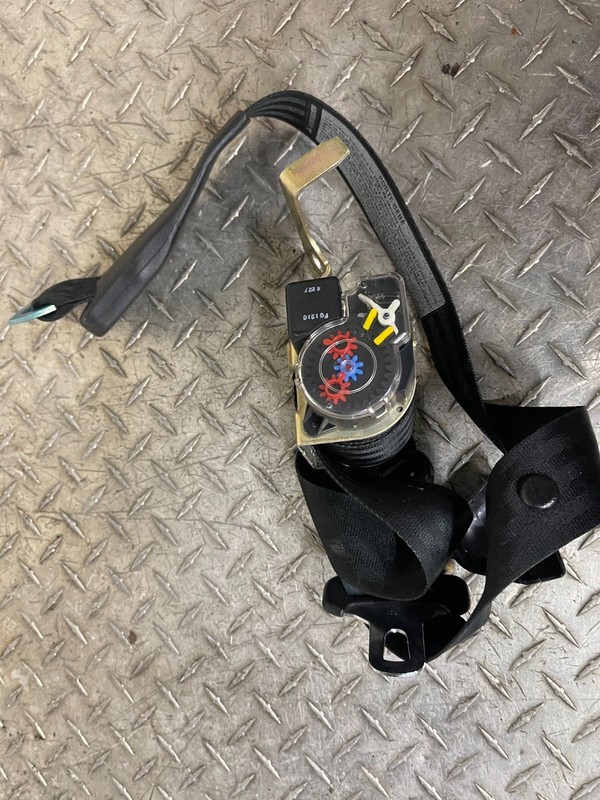 1994-1995 Mustang Coupe RH Passengers Rear Seat Belt Retractor Black OEM