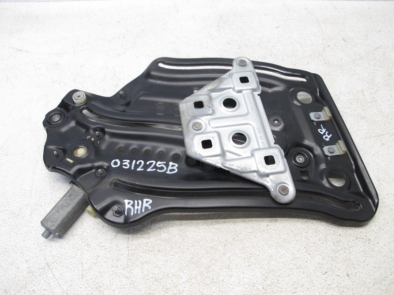 10-17 AUDI 8T A5 S5 RS5 CONVERTIBLE REAR PASSENGER WINDOW REGULATOR QUARTER 0312