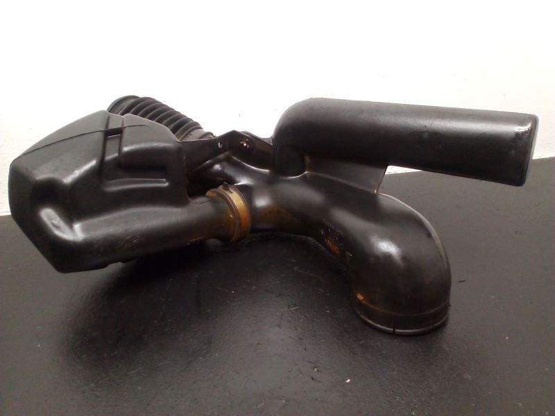 01-06 Chevrolet Silverado 2500 6.0L Air Intake Resonator Tube OEM 88894277