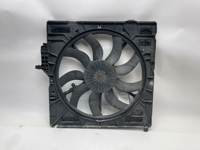 08-14 BMW X5 X6 X5M X6M E71 N63 S63 RADIATOR COOLING FAN MOTOR SHROUD OEM