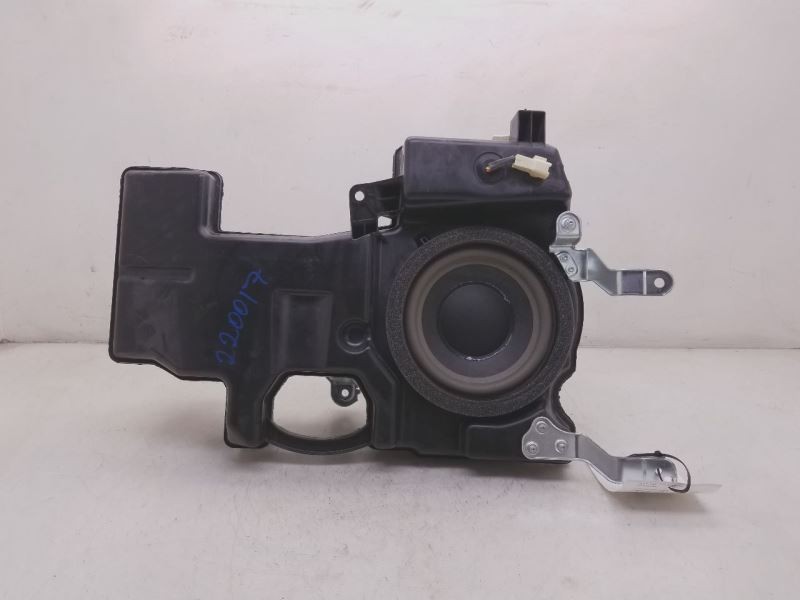2011 TOYOTA SEQUOIA 5.7L REAR SUBWOOFER SPEAKER