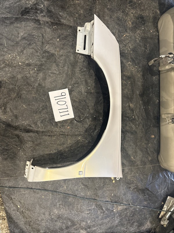 2006-2011 Cadillac DTS Driver Left LH Fender Assembly White OEM #1