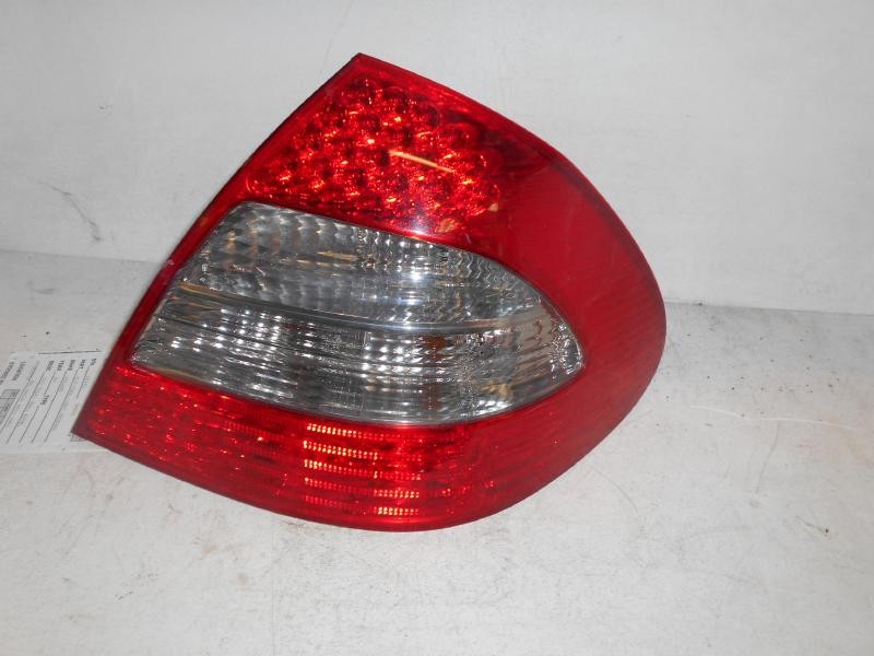Tail Light Assembly MERCEDES E350 Right 07 08 09