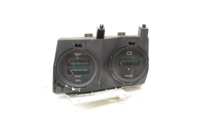 1984-1989 Nissan 300ZX Z31 Oil Volt Gauges