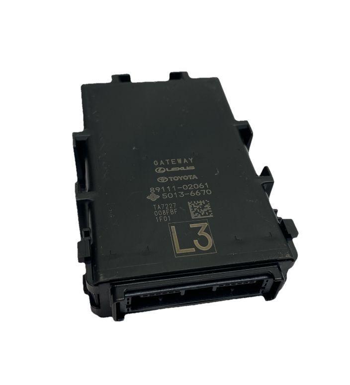 Toyota CHR network gateway 2020 to 2022 control module unit assy OEM 8911102061