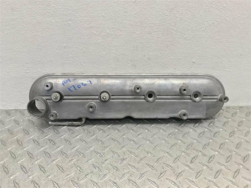 2000 CHEVROLET SILVERADO 1500 PASSENGER VALVE COVER 5.3L OEM 12570697