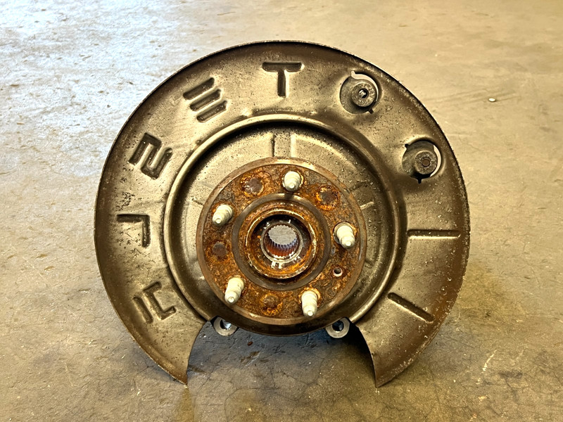 ⭐2016-2020 TESLA MODEL X AWD REAR LEFT DRIVER SPINDLE KNUCKLE HUB OEM LOT2740