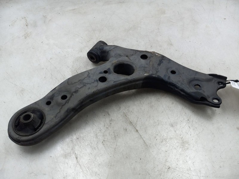 08-15 SCION XB 2.4L FWD AT DRIVER SIDE FRONT LOWER CONTROL ARM