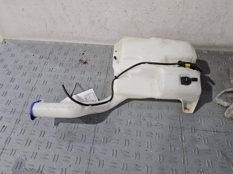 Wash Reservoir Fits 17-20 FUSION 3581563