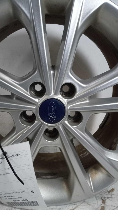 Used Wheel fits: 2017 Ford Escape 17x7-1/2 TPMS aluminum Grade B