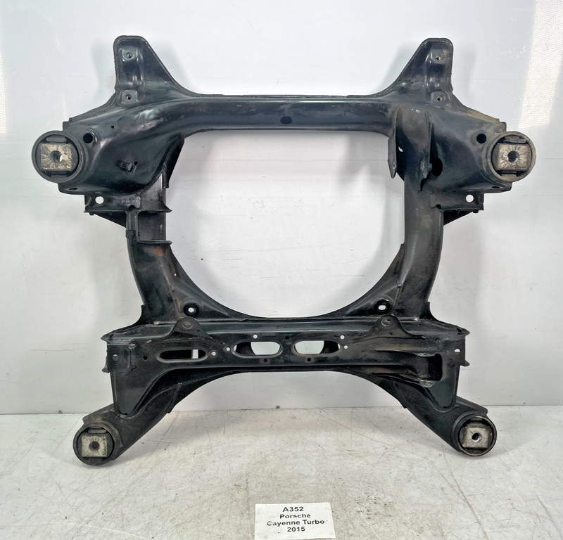 ✅ 11-18 OEM Porsche Cayenne Turbo 958 Front Engine Subframe Crossmember