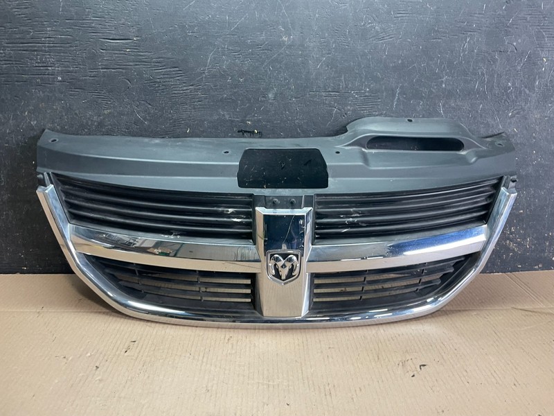 2009 to 2010 Dodge Journey Chrome Front Upper Grill Grille OEM z8350 DG