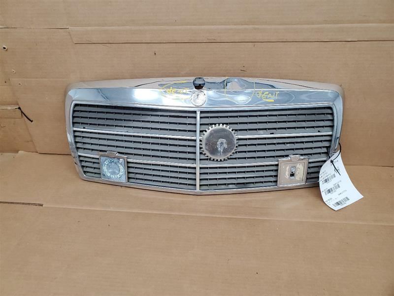 Grille 201 Type Fits 84-93 MERCEDES 190 270567