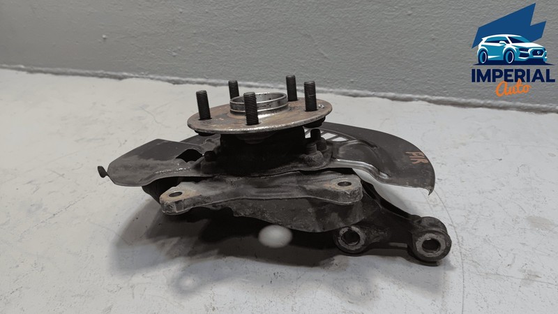 2018-2024 TOYOTA CAMRY FWD 2.5L FRONT PASSENGER SIDE SPINDLE KNUCKLE HUB OEM