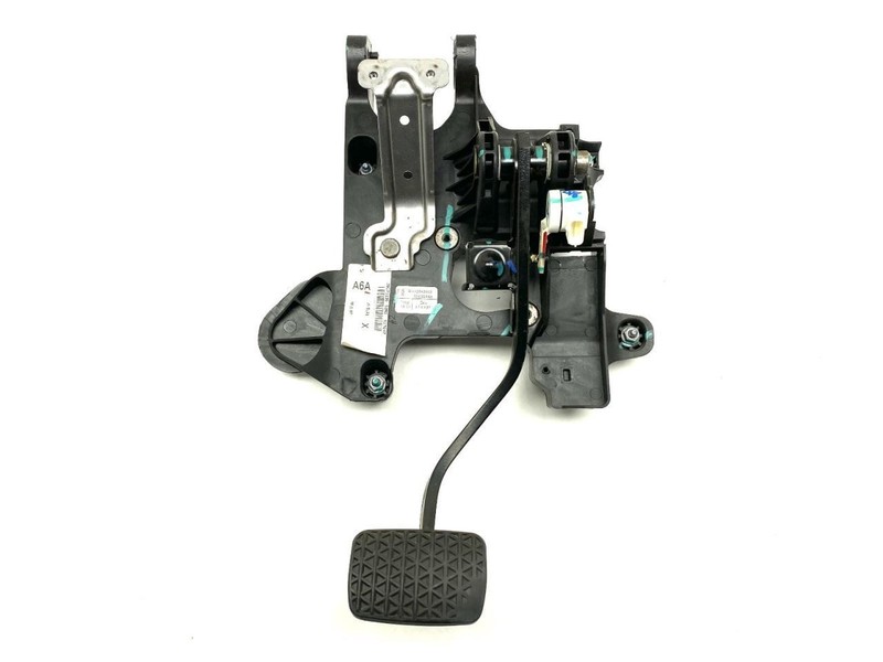 Brake Pedal With Bracket 42343853 Fits 2018 Buick Encore 87267