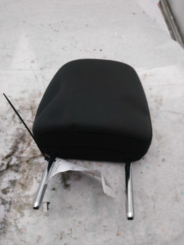 2016 Toyota Highlander Grey Headrest - Used, 99000 Miles, OEM Part 1178952