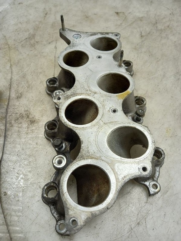 06 07 08 09 10 11 12 LEXUS IS350 3.5L LOWER INTAKE MANIFOLD