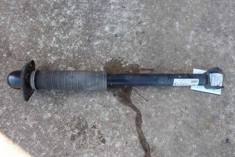 2016-2018 NISSAN MAXIMA REAR RIGHT SIDE SUSPENSION SHOCK STRUT ABSORBER OEM
