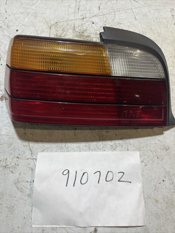E36 Passenger Left Tail Light Coupe Fits 92-99 BMW 318i OEM 8353267