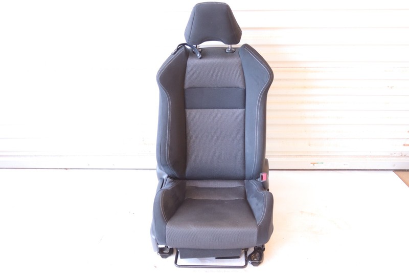 2017-2020 TOYOTA 86 FRONT RIGHT PASSENGER SIDE SEAT BLACK CLOTH OEM