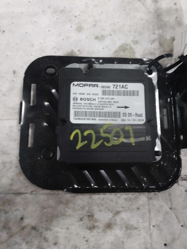 Used Air Bag Module fits: 2019 Ram Dodge 1500 pickup Air Bag below console Crew