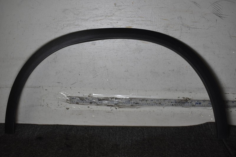 2016 MERCEDES-BENZ GLC Coupe C253 Front Left Fender Molding A2538850522