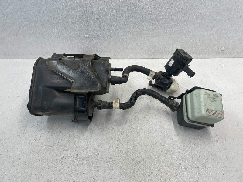 17 18 19 20 Jaguar F-Pace Fuel Vapor Charcoal Canister Tank Unit 1559 OEM