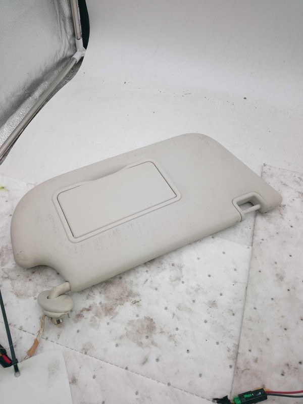 Used Right Sun Visor fits: 2015 Ford Focus from 2/4/13 w/o illumination Right Gr