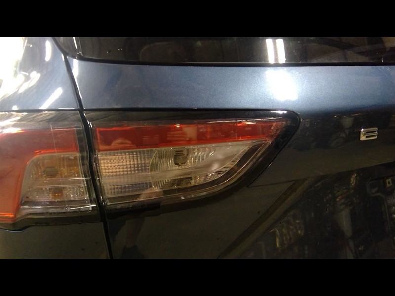 Driver Left Tail Light Liftgate Mounted Fits 20-22 ESCAPE 1676783