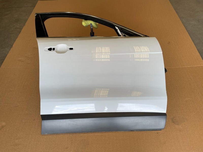 17 18 19 20 Jaguar F-Pace Front Right Pass Door Shell Cover Panel White 1559 OEM