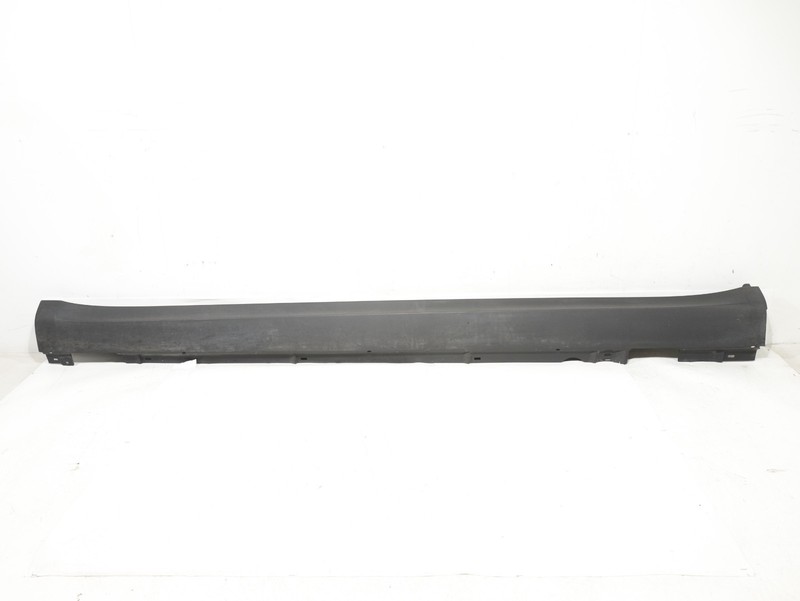 2015-2018 Porsche Macan LEFT Rocker Panel Molding Trim Black OEM