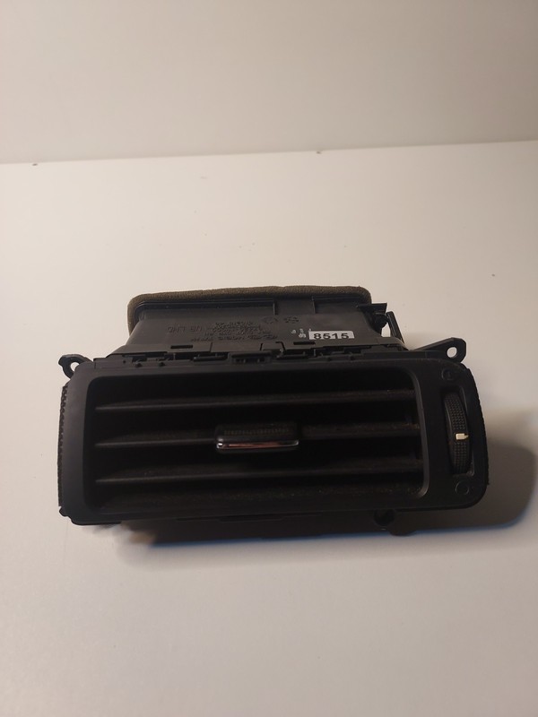 2012-2017 Kia Rio Center Right Radio Bezel Vent 97420-1W000 OEM