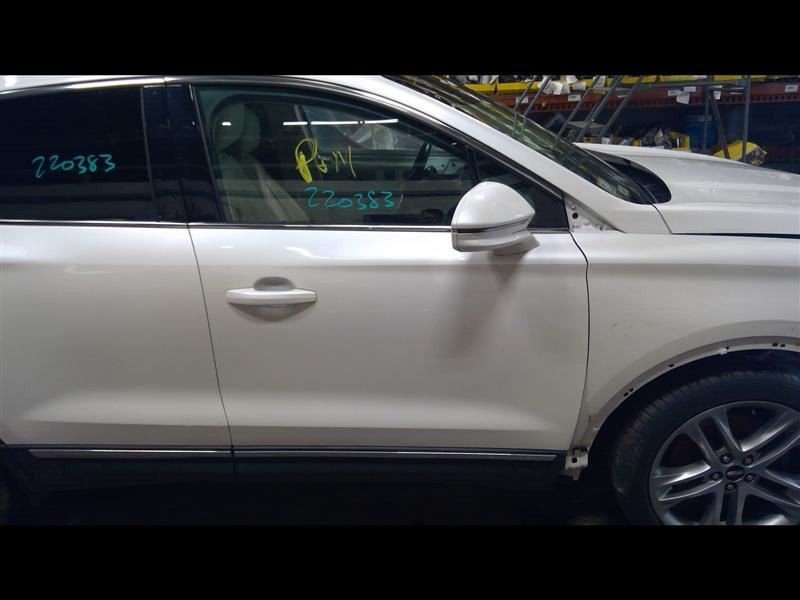 Passenger Right Front Door White UG Electric Fits 15-19 MKC 960594