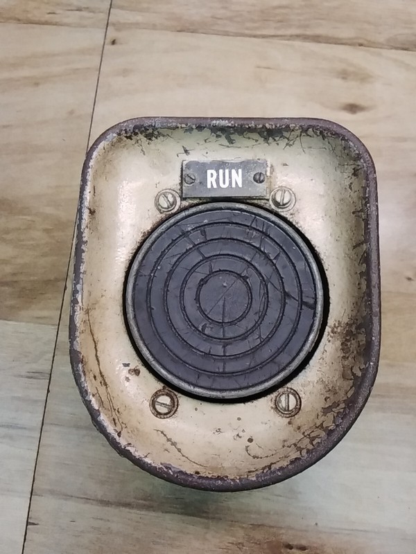 Allen-Bradley 800P-1F2NBS Palm Push Button
