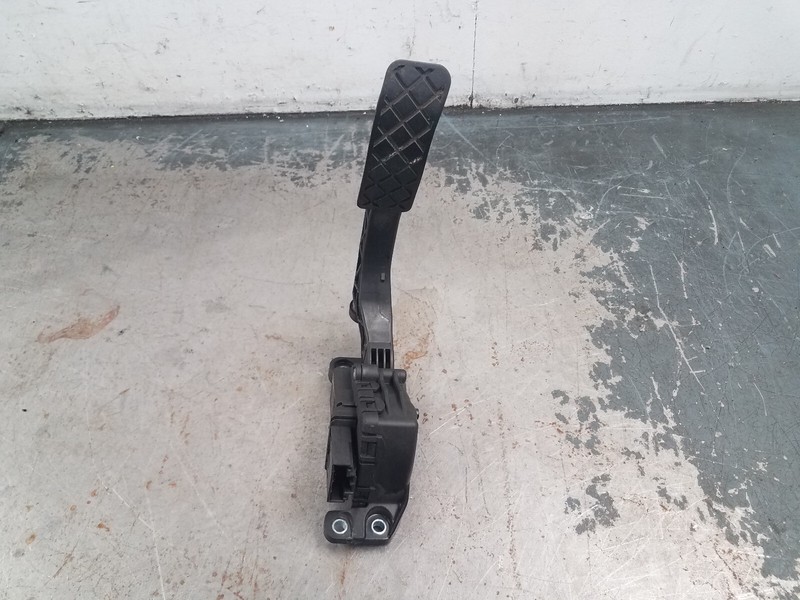 2007 Audi S6 Quattro C6 Throttle Gas Pedal #5876 Y5