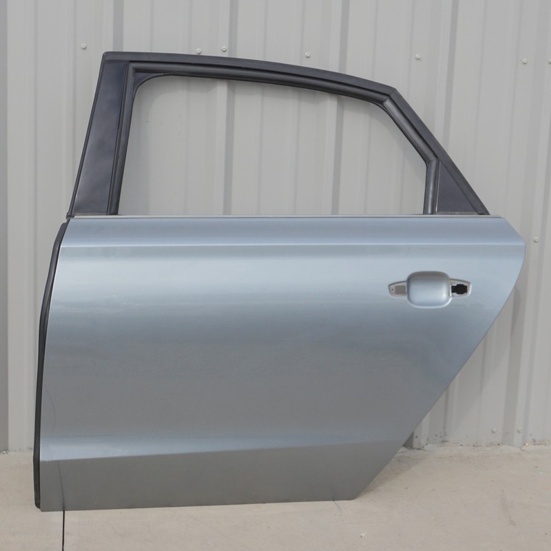 2011 - 2018 Audi A8l Rear Left Driver Side Door Shell OEM *Long Base*