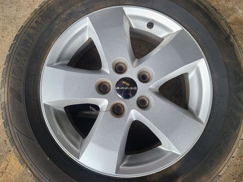 Wheel 17x6-1/2 Aluminum 10 Spoke Individual Spokes Fits 13-17 CARAVAN 479596