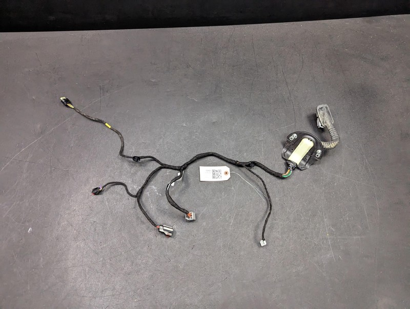 Rear Right Door Wiring Harness 2019 Jeep Grand Cherokee 68333620AA 2018 - 2021