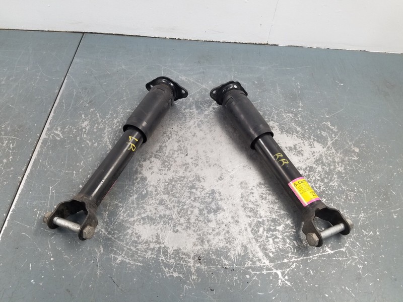 2010 Chevy Corvette C6 Rear Shock Absorbers #4246 Q4