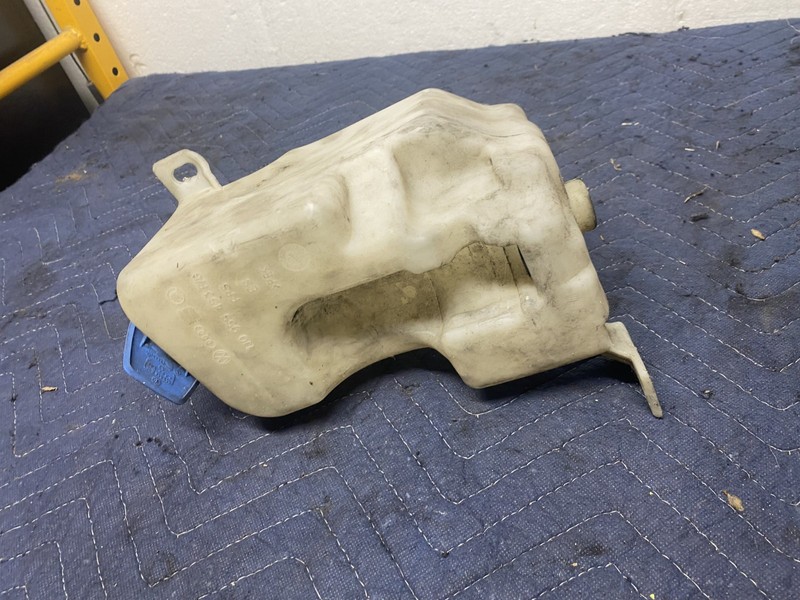 2000 Volkswagen Golf 2 Door VR6 Window Washer Fluid Reservoir OEM