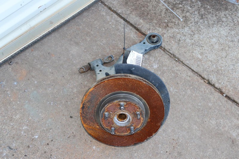 2013-2018 LEXUS ES350 FRONT LEFT SPINDLE KNUCKLE WHEEL HUB W/ CONTROL ARM OEM