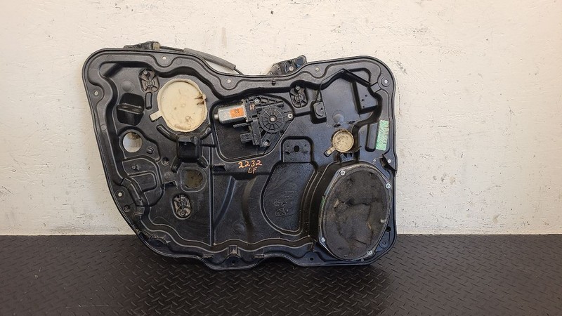 14-23 Jeep Cherokee Front Left Driver Door Window Regulator OEM 68227255AB