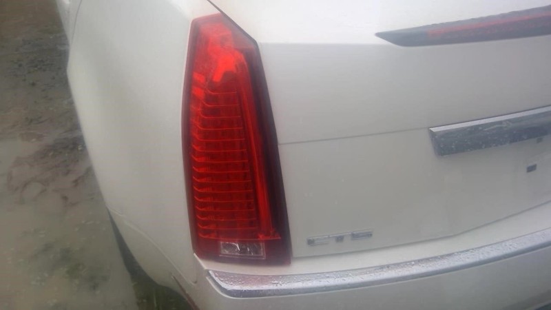 Driver Tail Light Sedan VIN D 4th Digit V-series Fits 08-14 CTS 736765