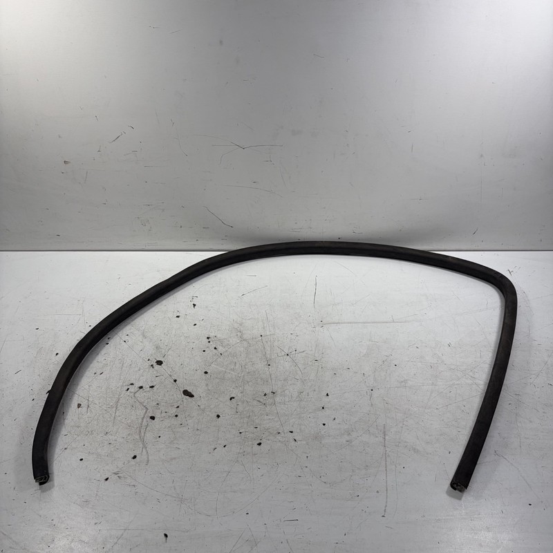 01-05 Honda Civic 4D Right Rear Door Opening Seal On Body 84281-S5A-003ZA OEM